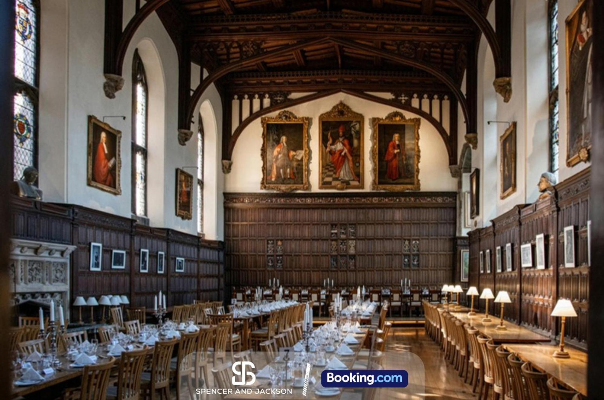 1 Bedroom City Centre Apartment Near The University And Bodleian Library By Spencer And Jackson Short Lets & Serviced Accommodation Оксфорд Екстериор снимка